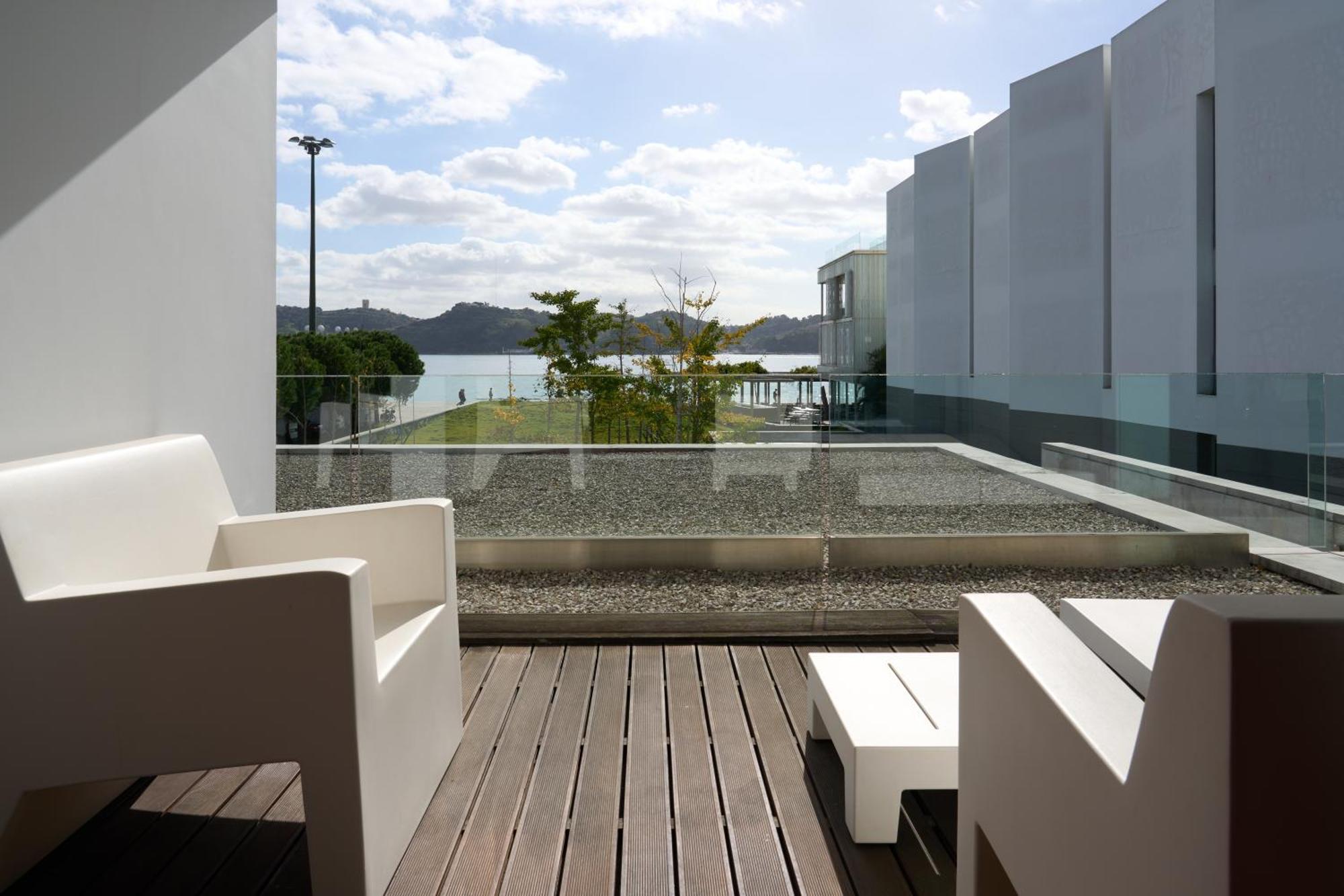 Altis Belem Hotel & Spa, A Member Of Design Hotels Lisbon Exterior photo